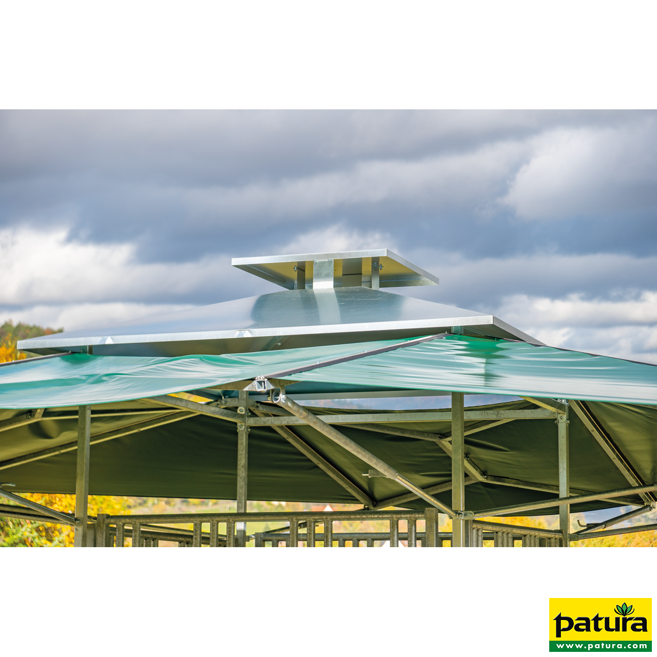 30353111 Patura Klima Viereckraufe mit Universalfressgittern Dach Detail